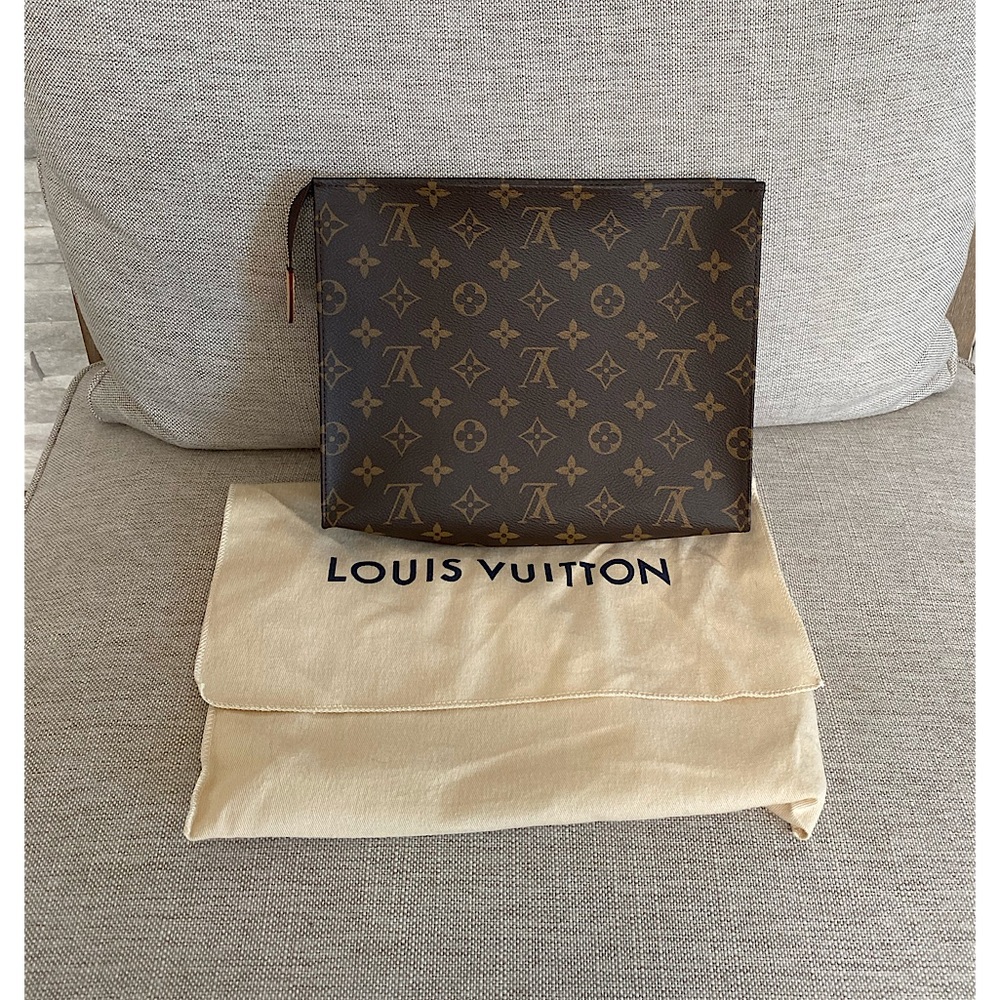 Louis Vuitton - Toilet 26 MNG - NEW, Never Used!!!